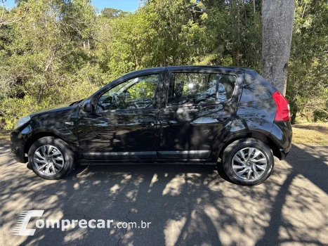 SANDERO 1.6 Authentique 8V