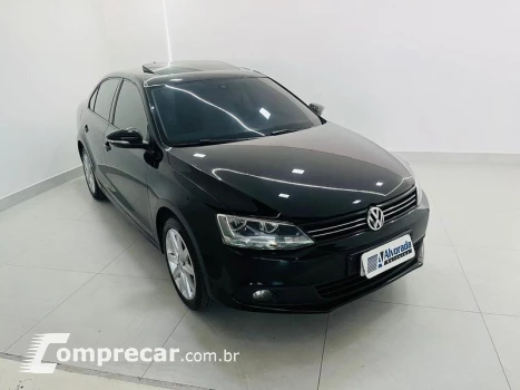 Volkswagen JETTA 2.0 4 portas