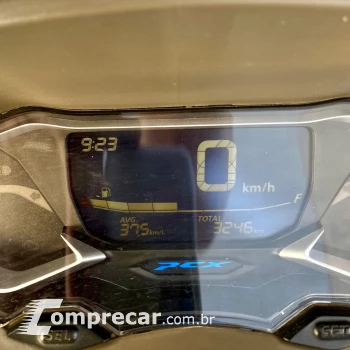 PCX 160 DLX
