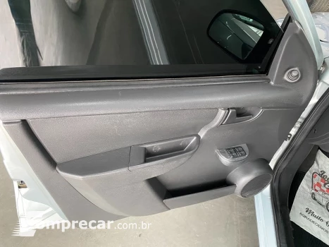 CELTA 1.0 MPFI Life 8V