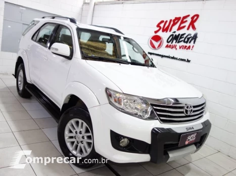 Toyota HILUX SW4 - 2.7 SR 4X2 16V 4P AUTOMÁTICO 4 portas