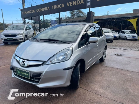 Honda FIT 1.4 LX 8V 4 portas