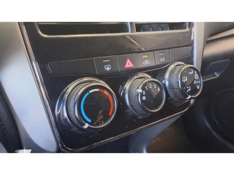 YARIS 1.5 16V FLEX SEDAN XL LIVE MULTIDRIVE