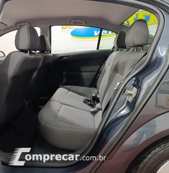 VECTRA 2.0 MPFI Expression 8V 140cv