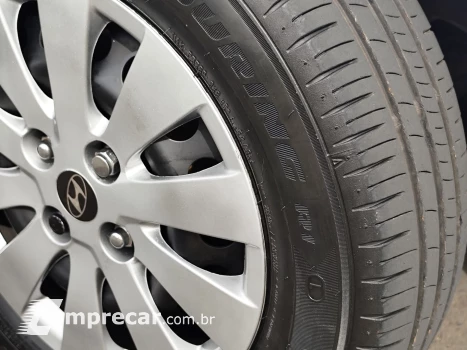 HB20S 1.6 COMFORT PLUS 16V FLEX 4P AUTOMÁTICO