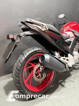 CB 250 TWISTER CBS