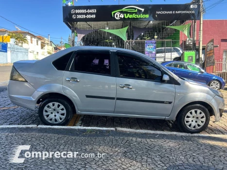 FORD Fiesta Sedan 1.0 8V Flex 4p 4 portas