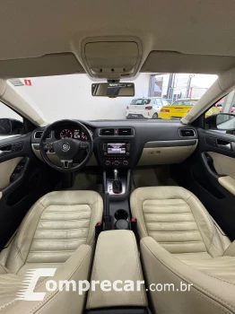 JETTA 2.0 TSI Highline 211cv
