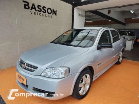 CHEVROLET ASTRA 2.0 MPFI Advantage Sedan 8V 4 portas