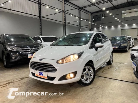 FORD FIESTA HATCH - 1.6 SEL HATCH 16V 4P MANUAL 4 portas