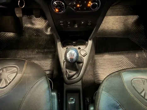 Sandero 1.6 STEPWAY 8V FLEX 4P MANUAL