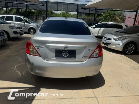 Versa Sedan 1.6 16V 4P FLEX SL