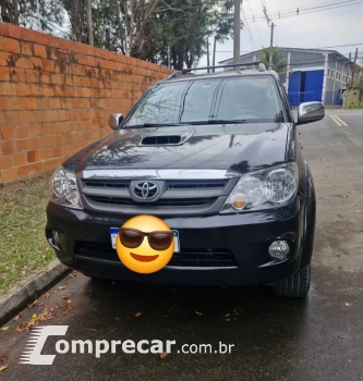 Toyota HILUX 3.0 SR 4X4 CD 8V Turbo 4 portas
