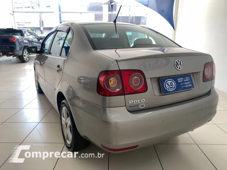 Polo Sedan 1.6 4P FLEX