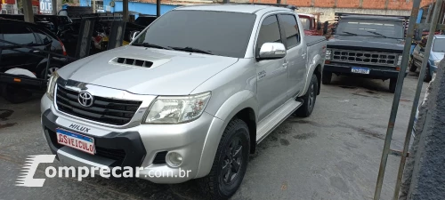 Toyota HILUX 3.0 SRV 4X4 CD 16V Turbo Intercooler 4 portas
