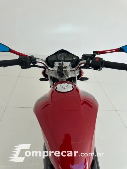 CB 300 R