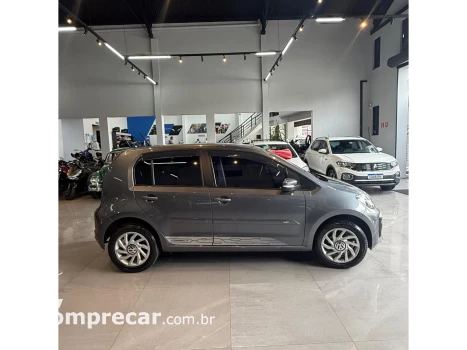 UP 1.0 170 TSI TOTAL FLEX CONNECT 4P MANUAL