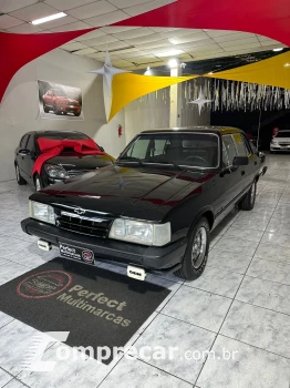 CHEVROLET OPALA 2.5 8V 4 portas