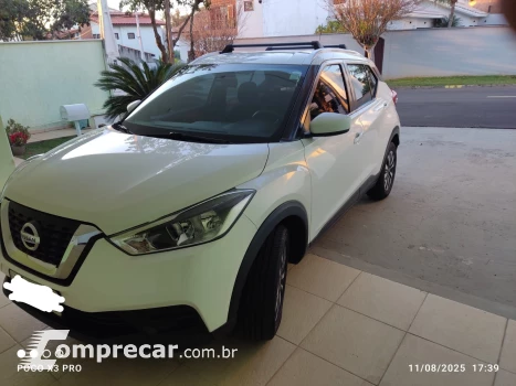 NISSAN KICKS 1.6 16V S 4 portas