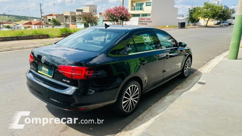 JETTA 2.0 TSI Highline 211cv