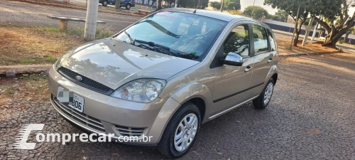 FORD FIESTA 1.6 MPI Class Hatch 8V 4 portas