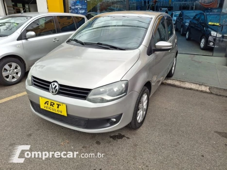 Volkswagen FOX 1.6 MI I-motion 8V 4 portas