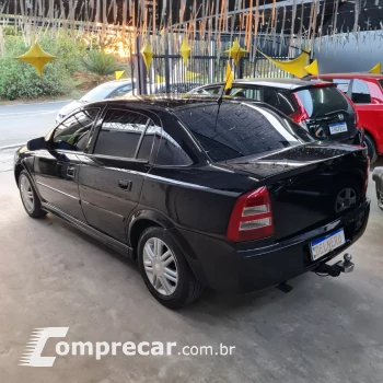 ASTRA SEDAN 2.0 8v CD