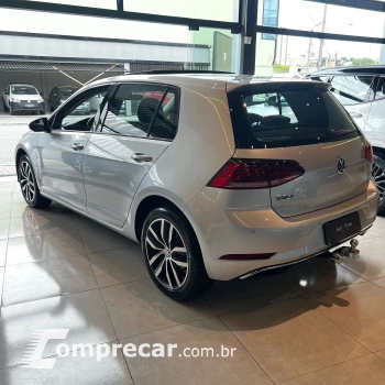 Golf Comfort. 200 TSI 1.0 Flex 12V Aut.