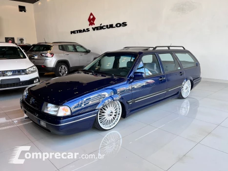 Volkswagen QUANTUM 2.0 MI Exclusiv 8V Ácool 4 portas