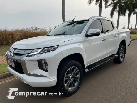 Mitsubishi L200 TRITON 2.4 16V Turbo Sport Hpe-s CD 4X4 4 portas