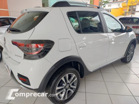 Sandero 1.6 16V 4P SCE FLEX STEPWAY ICONIC X-TRONIC AUTOMÁTI