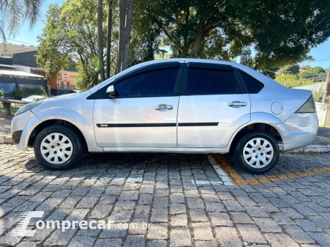 Fiesta Sedan 1.0 8V Flex 4p