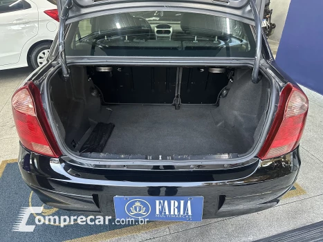 CORSA 1.4 MPFI Premium Sedan 8V