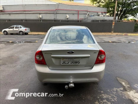 FOCUS 2.0 GLX Sedan 16V