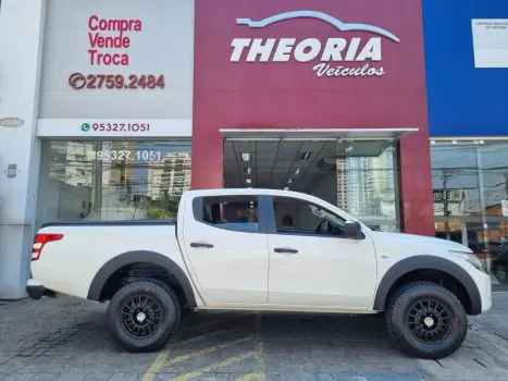MITSUBISHI L200 TRITON 2.4 TURBO SPORT GL CD 4X4 2022