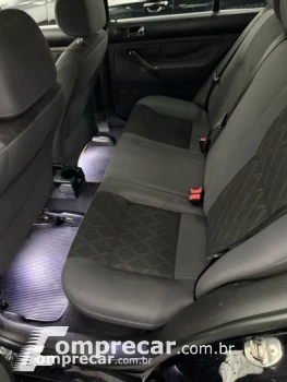 GOLF 1.6 MI Tech 8V