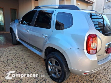 DUSTER 2.0 Tech Road 4X2 16V