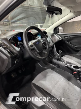FOCUS 1.6 SE Plus 16V