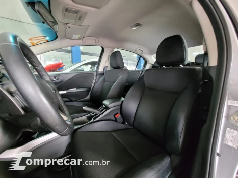 CITY Sedan EX 1.5 Flex 16V 4p Aut.