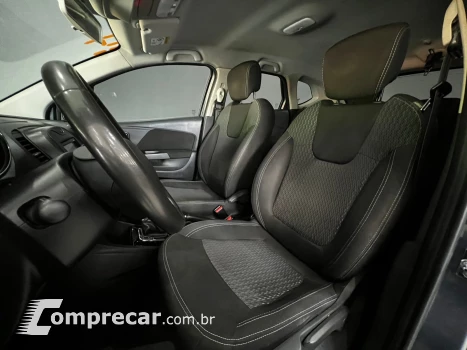 Captur Life 1.6 16v SCe CVT (Flex)