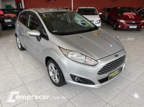 FORD FIESTA 1.6 SE 16V 4 portas