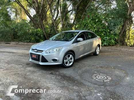 FORD FOCUS 2.0 SE 16V 4 portas