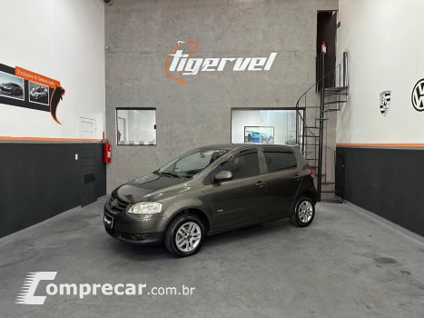 Volkswagen FOX 1.0 MI 8V 4 portas