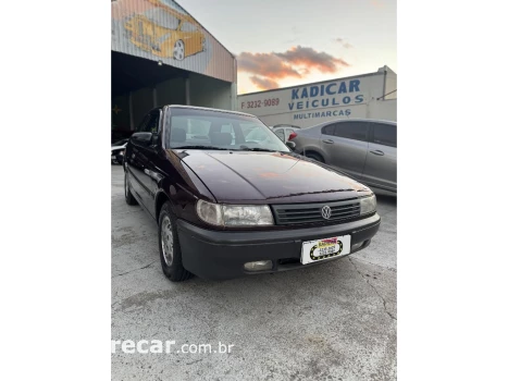 LOGUS 1.8 GLS 8V GASOLINA 2P MANUAL