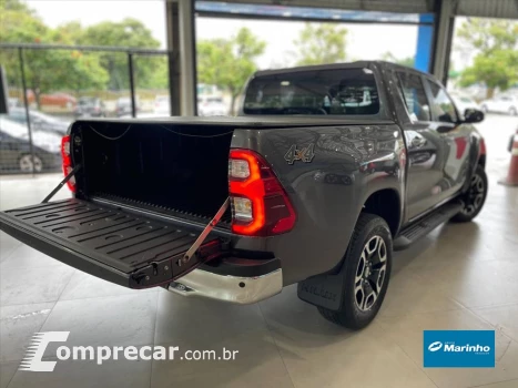 HILUX 2.8 D-4D TURBO DIESEL CD SRX 4X4 AUTOMÁTICO