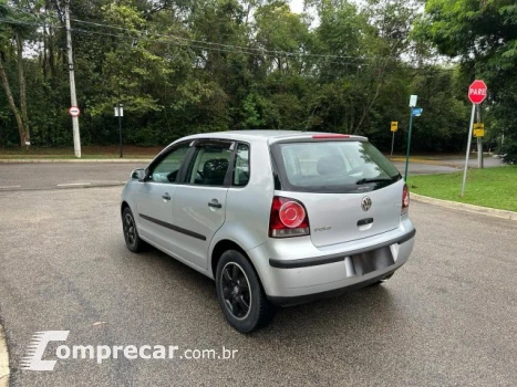 POLO - 1.6 MI 8V 4P MANUAL