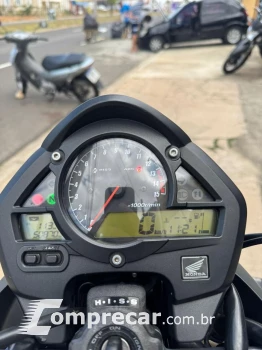 CB 600F HORNET