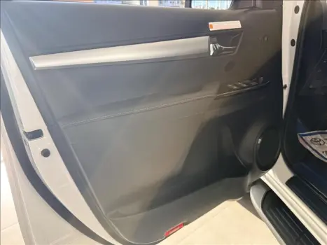 HILUX 2.8 D-4d Turbo CD SRV 4X4