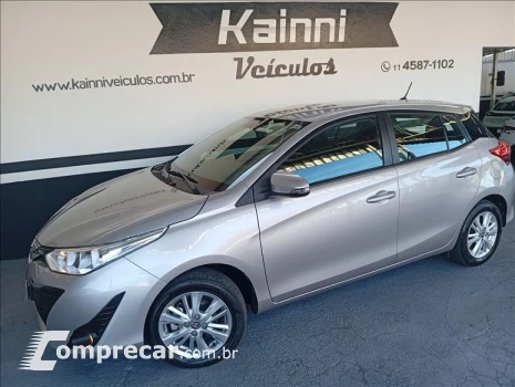 Toyota YARIS 1.3 16V XL 4 portas