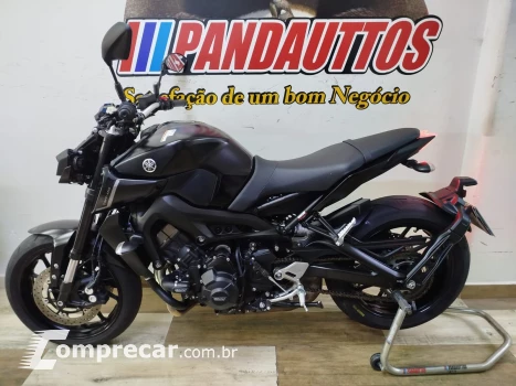 MT-09  800 cc